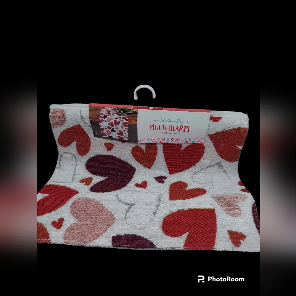 Valentine's Day Multi Hearts Table Runner NWOT